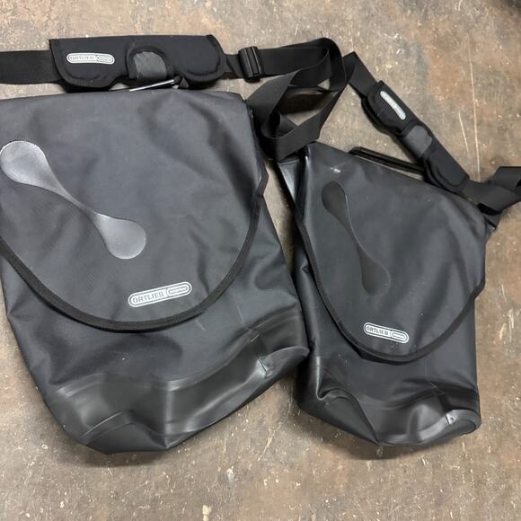 Ortlieb City Biker Commuter Pannier Pair of 2 Black Waterproof (OOP) - Picture 2 of 7